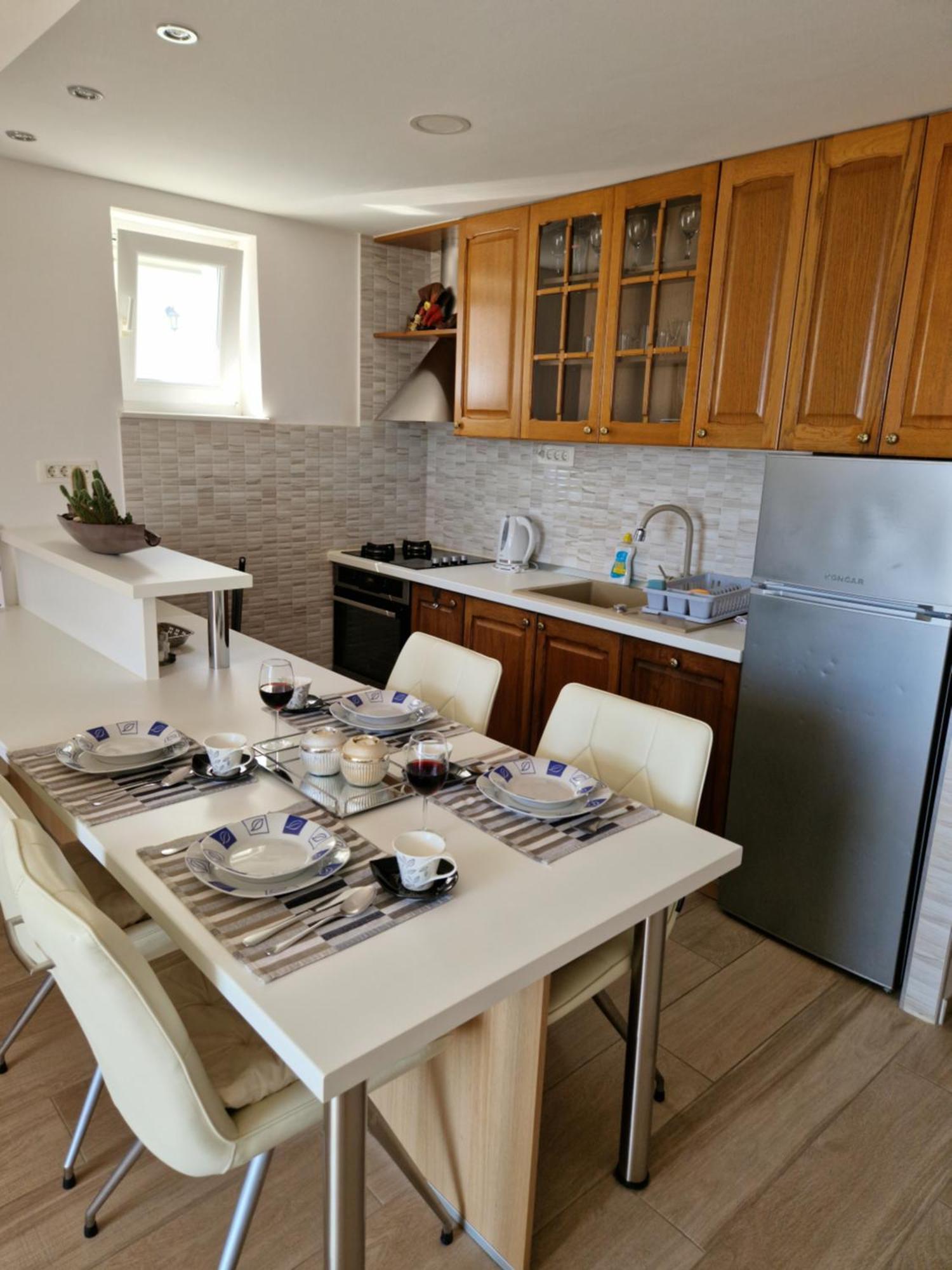 Apartments Saric Baska Voda Exterior photo