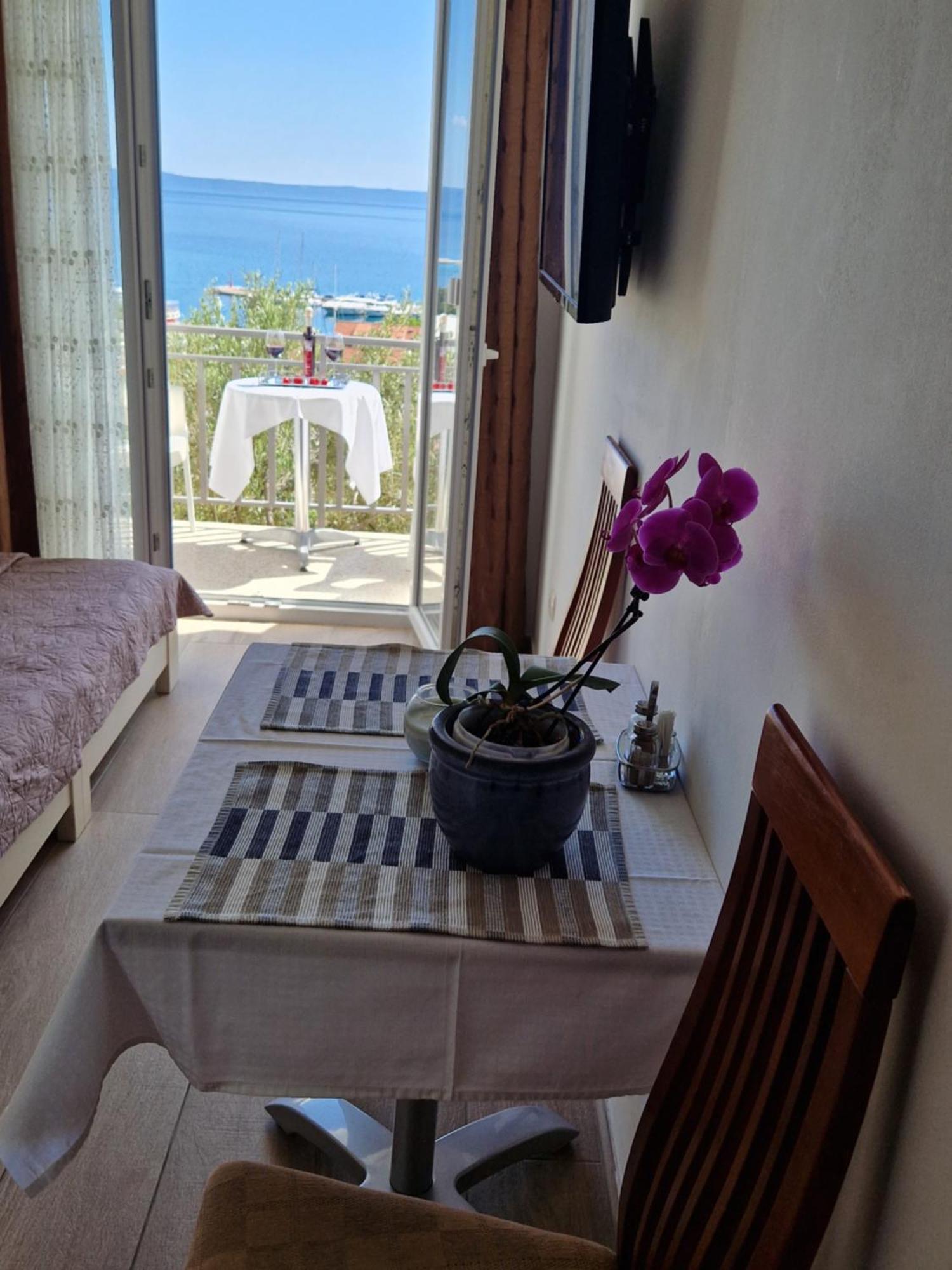 Apartments Saric Baska Voda Exterior photo